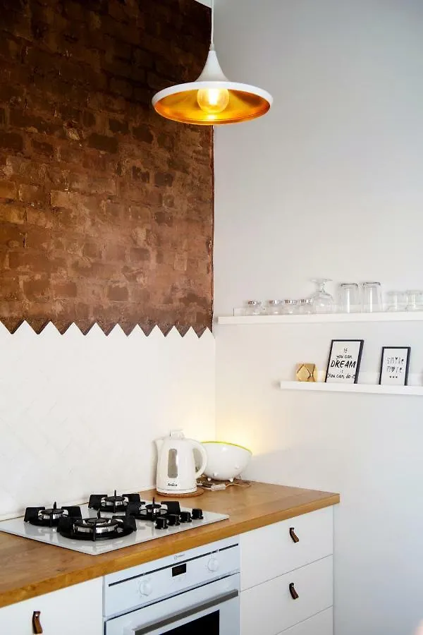Zoli Apartment Варшава 0*,