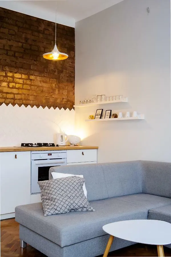 Zoli Apartment Варшава