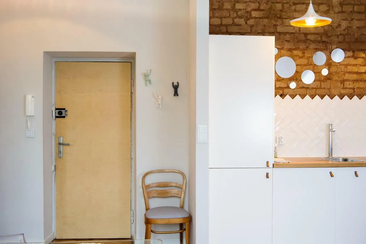 Zoli Apartment Варшава